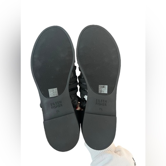 NIB Eileen Fisher Women’s Rato Stretch Slip On Fisherman Sandals in Black in 7.5 - Picture 6 of 6